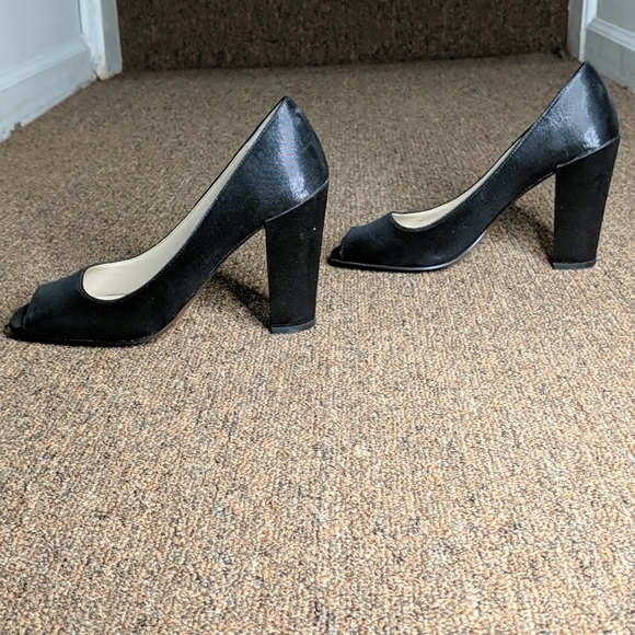 Brand new Ellen Tracy dress shoes heels - Picture 4 of 5
